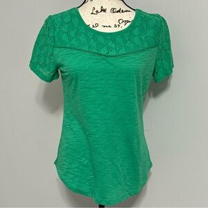 Liz Claiborne Green Lace Detail Short Sleeve Top Size S